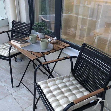 *Hot* Main Square Brand New Luxury Apartment 부르가스 외부 사진